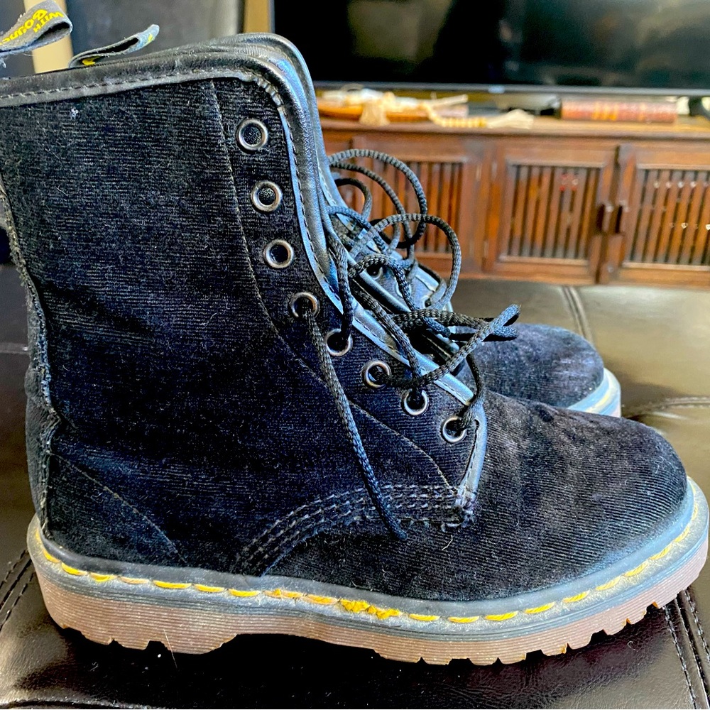 Vintage Dr. Marten Boots